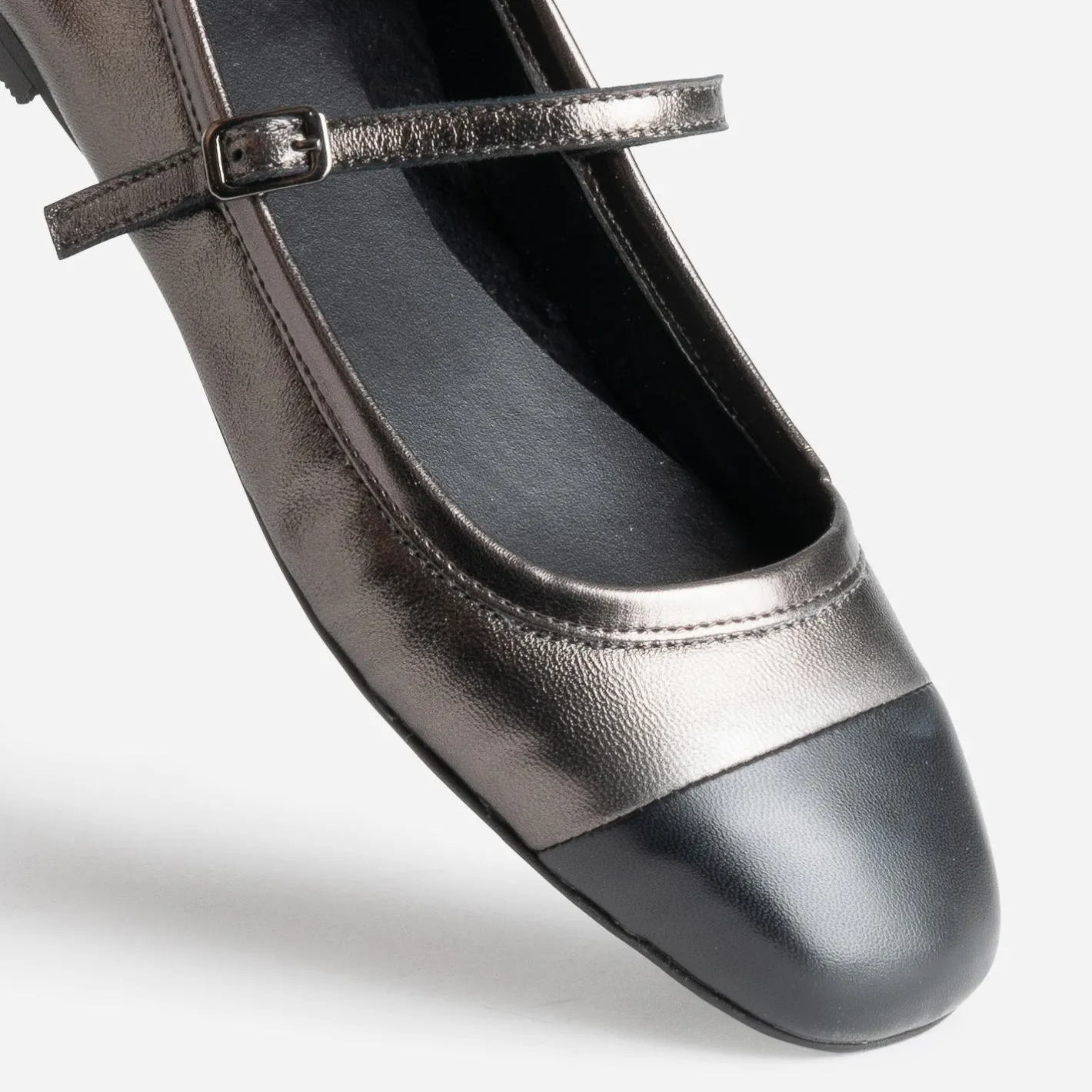 Babies gris métallisé cuir bout^Eram Discount