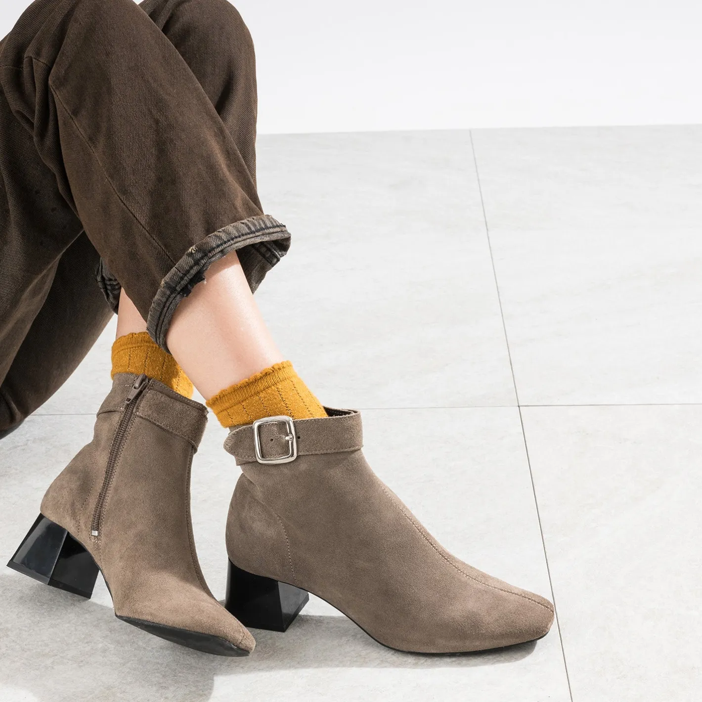 Boots à talon taupe cuir velours^Eram Clearance