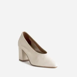 Escarpin beige en cuir à décolleté couvrant^Eram Best