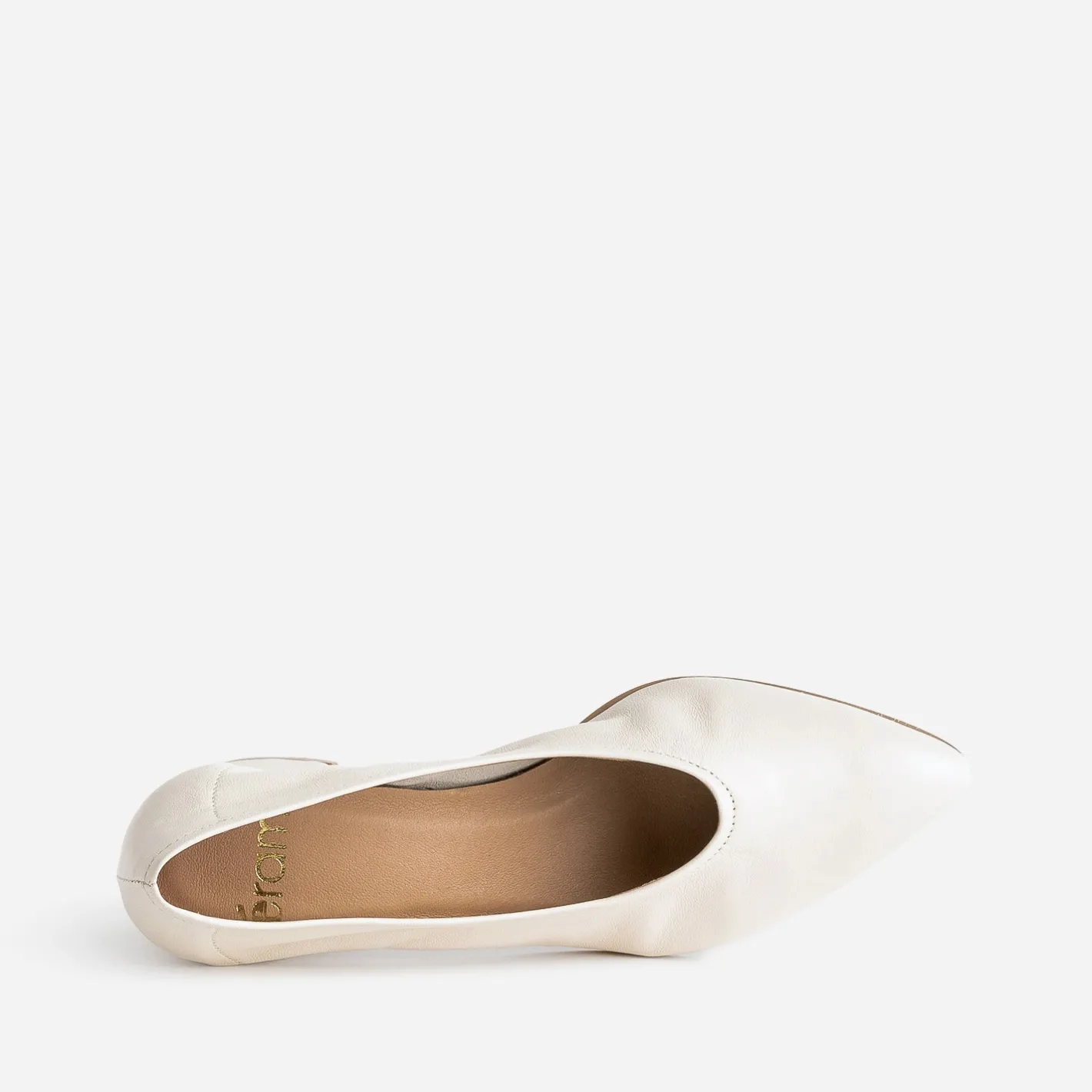 Escarpin beige en cuir à décolleté couvrant^Eram Best