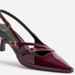 Escarpin slingback verni^Texto