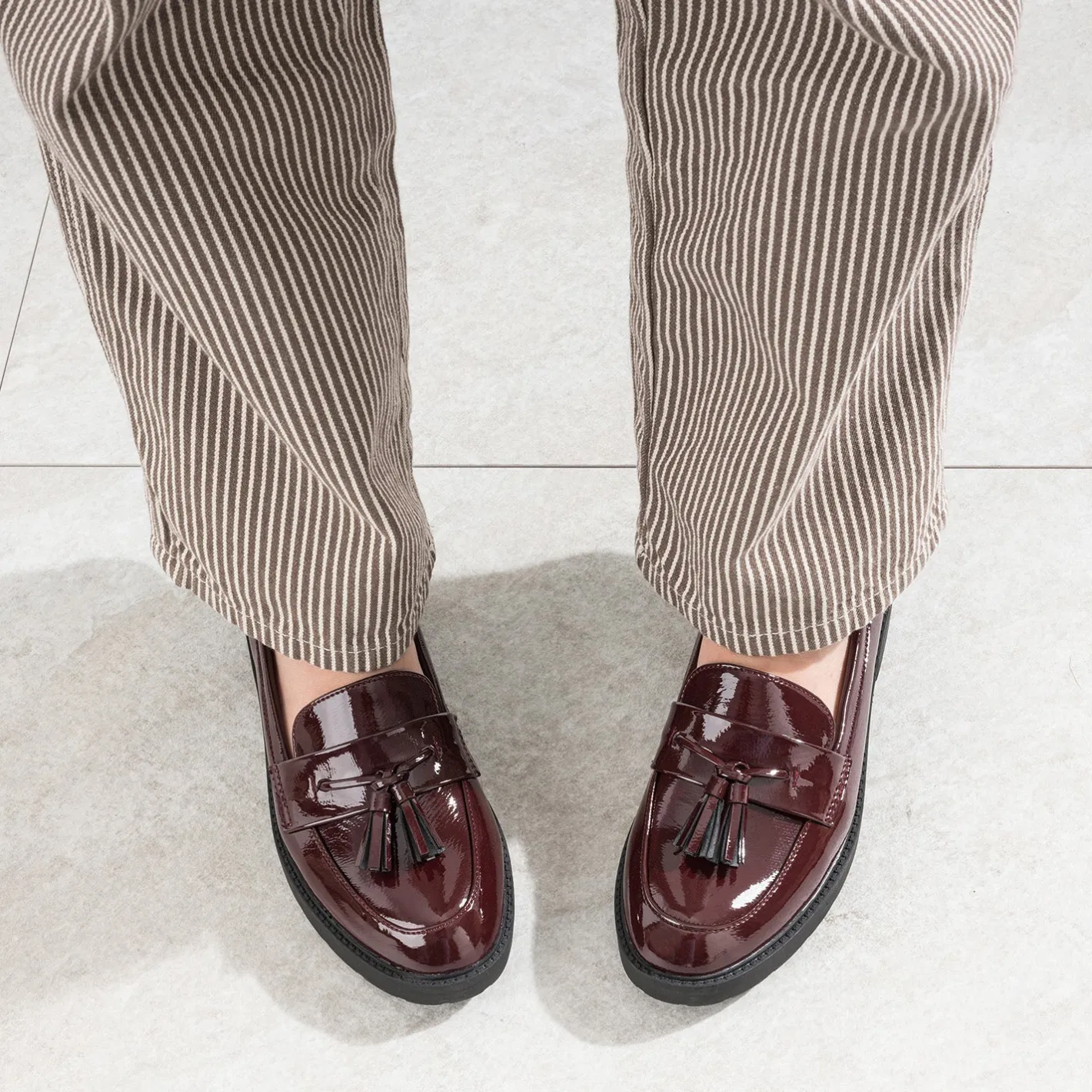 Mocassin bordeaux verni à pampilles^Eram Online