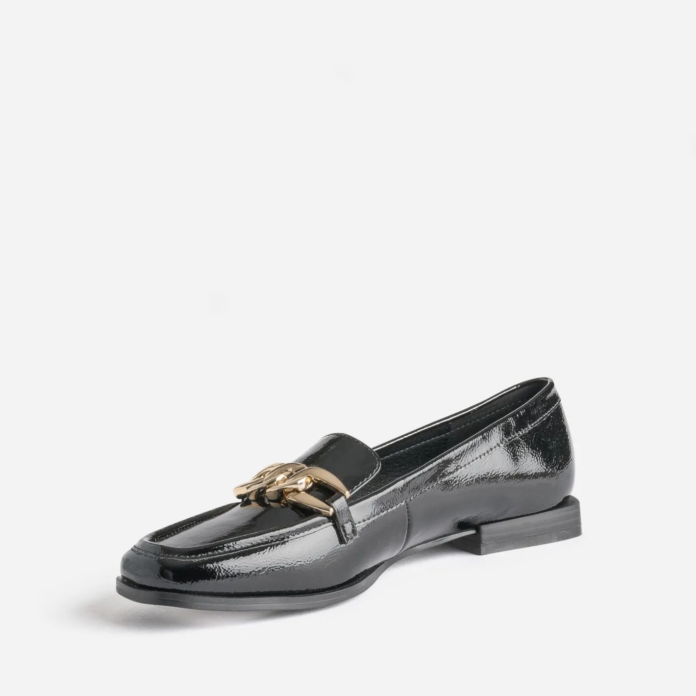 Mocassin verni avec chaîne dorée^Eram