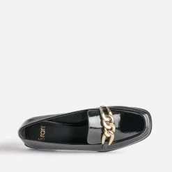Mocassin verni avec chaîne dorée^Eram