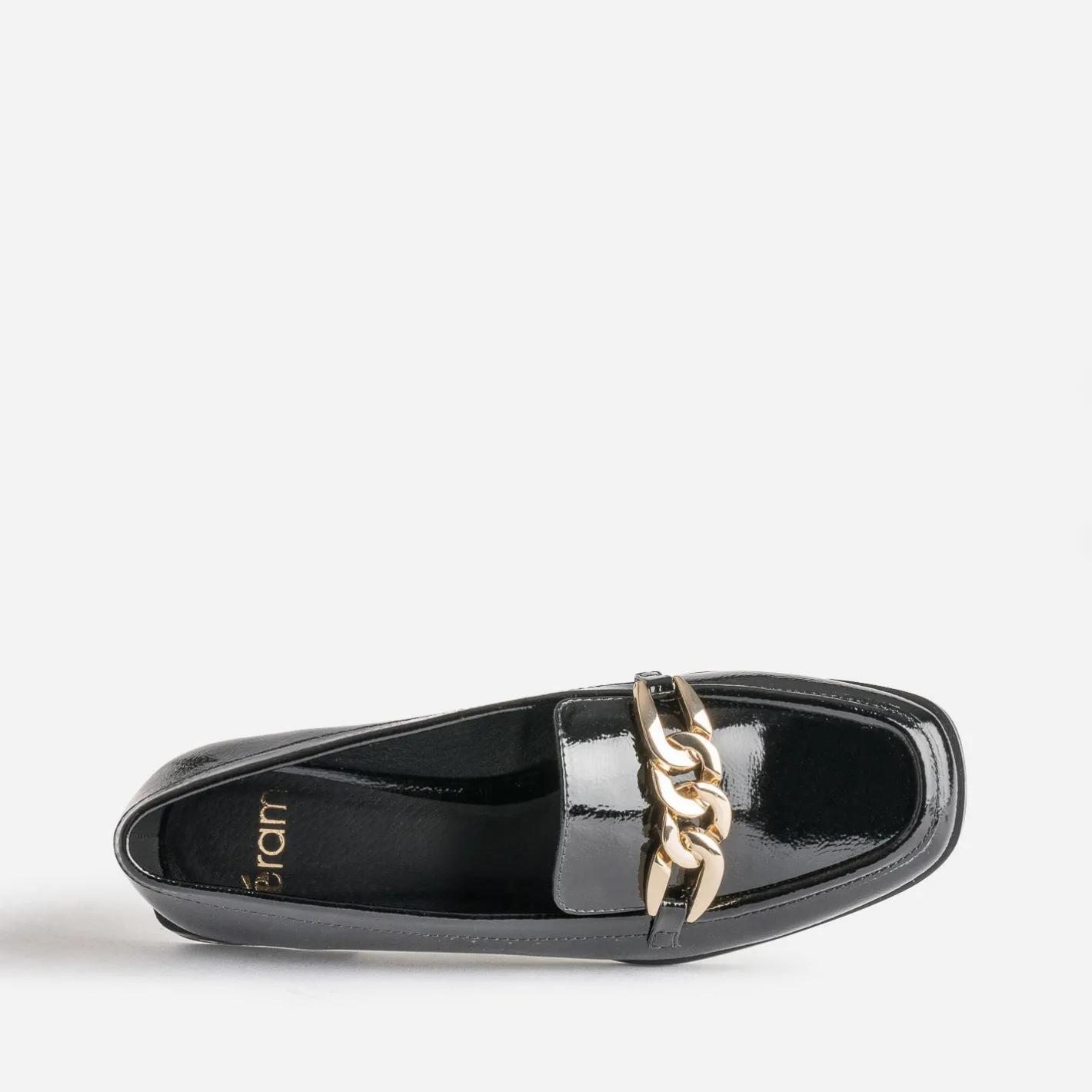 Mocassin verni avec chaîne dorée^Eram