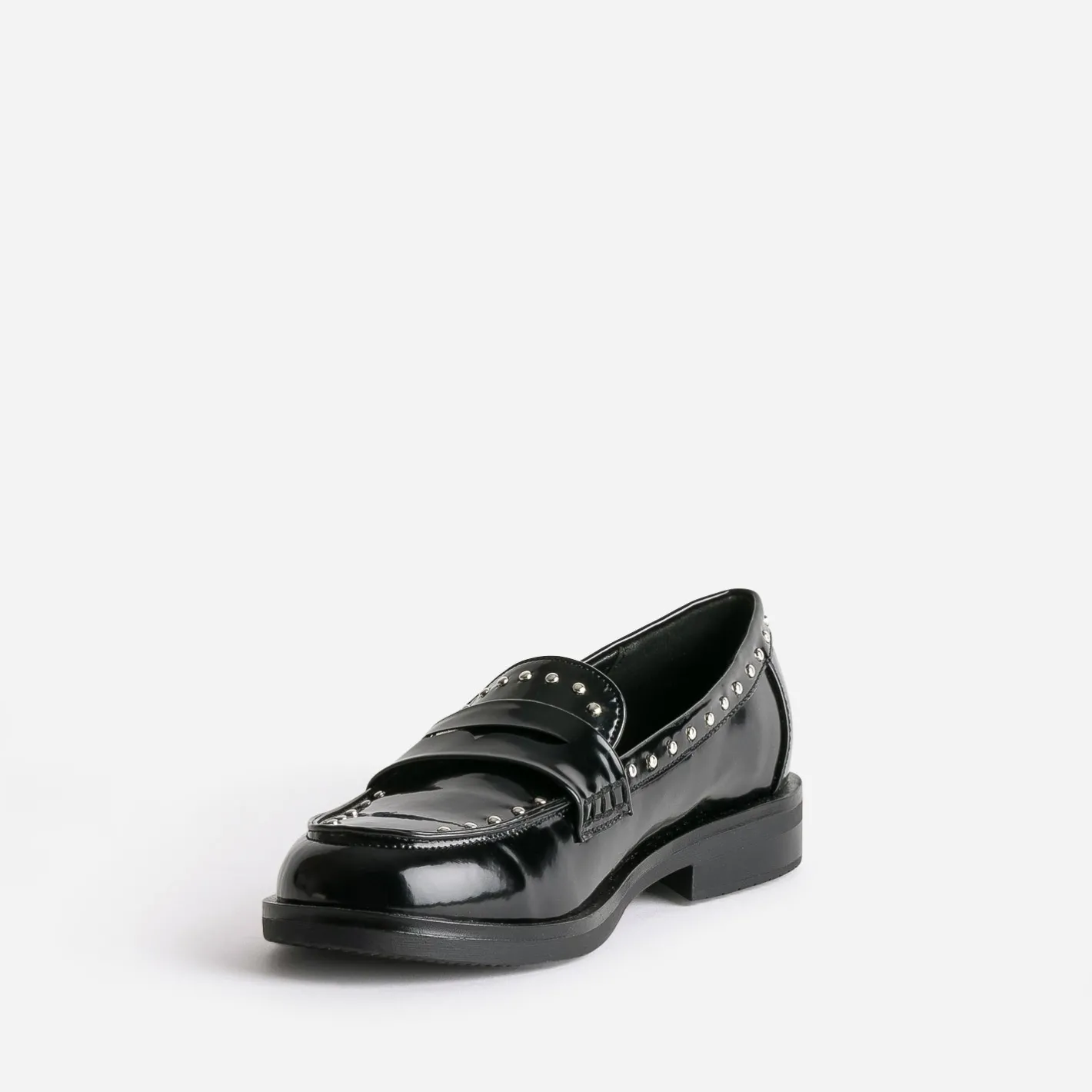 Mocassin verni clouté^Eram