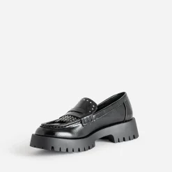 Mocassin cranté décor clous^Texto Sale