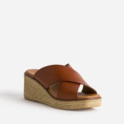 Mule compensée rouge foncé en cuir éco-conçu^Eram Discount