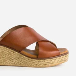 Mule compensée rouge foncé en cuir éco-conçu^Eram Discount