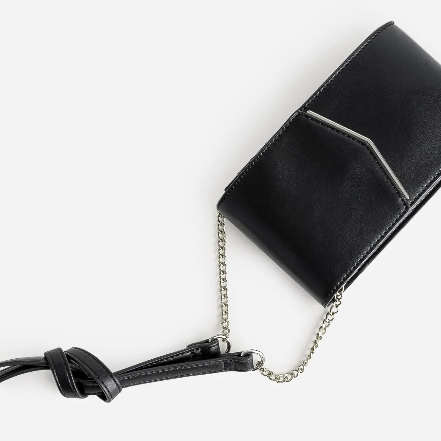 Pochette à téléphone e avec barrette métal^Eram Discount