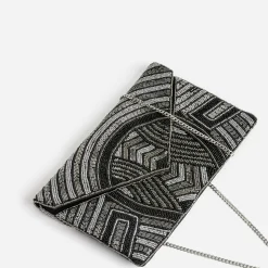 Pochette e broderie perles^Texto Sale