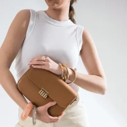 Sac à main cognac métalleries dorées^Eram Outlet