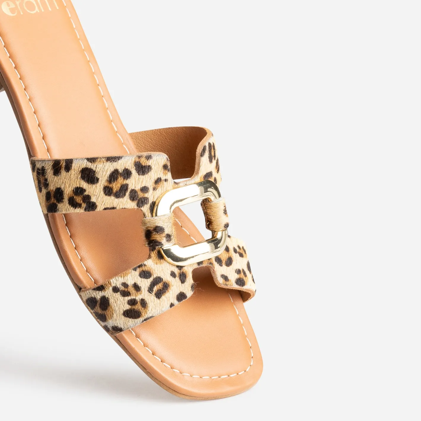 Sandale beige cuir motif léopard et anneau^Eram Hot