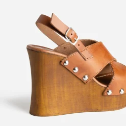 Sandale compensée cuir^Texto