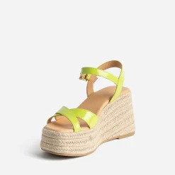 Sandale compensée lime verni^Texto Best