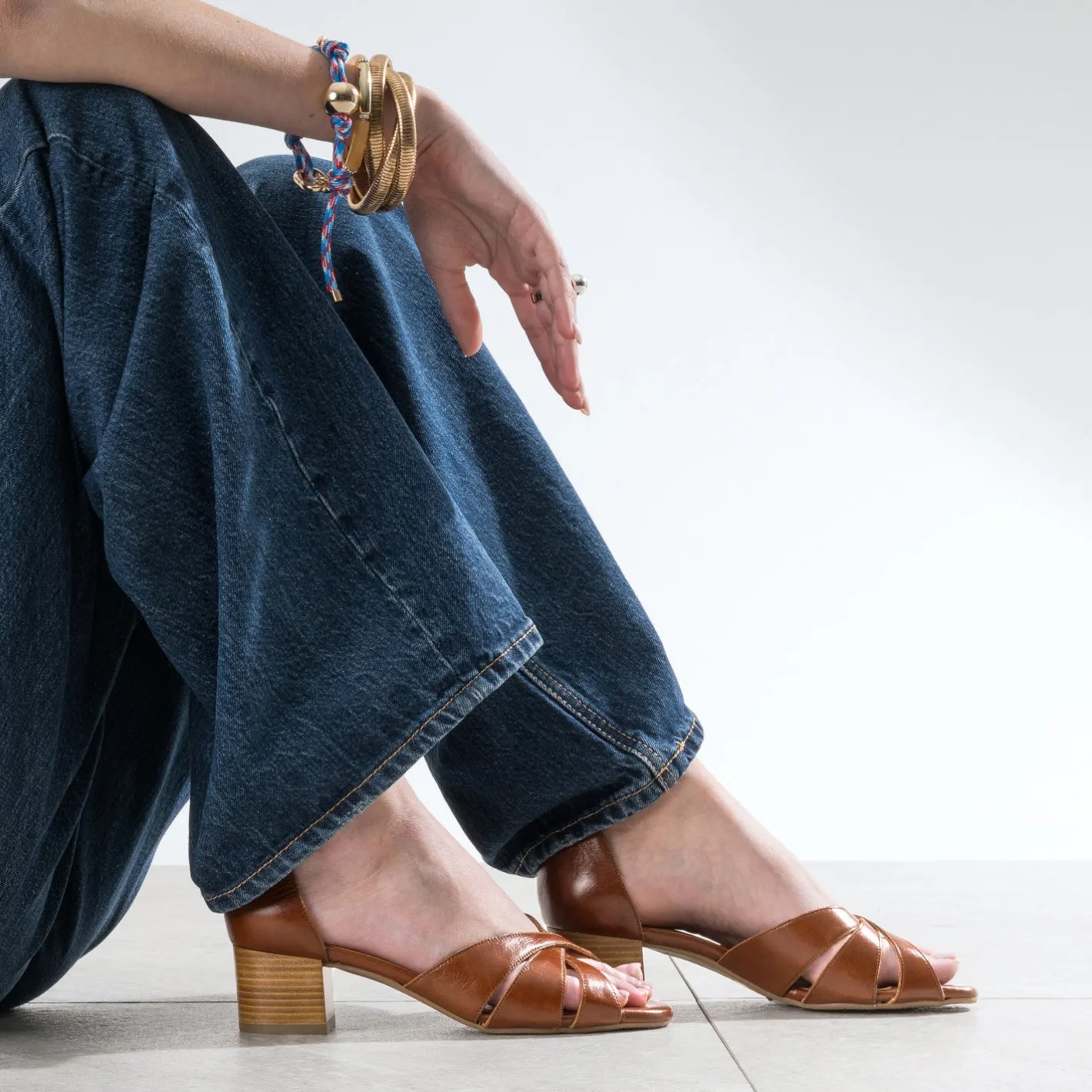 Sandale cognac cuir brides croisées^Eram Flex Sale
