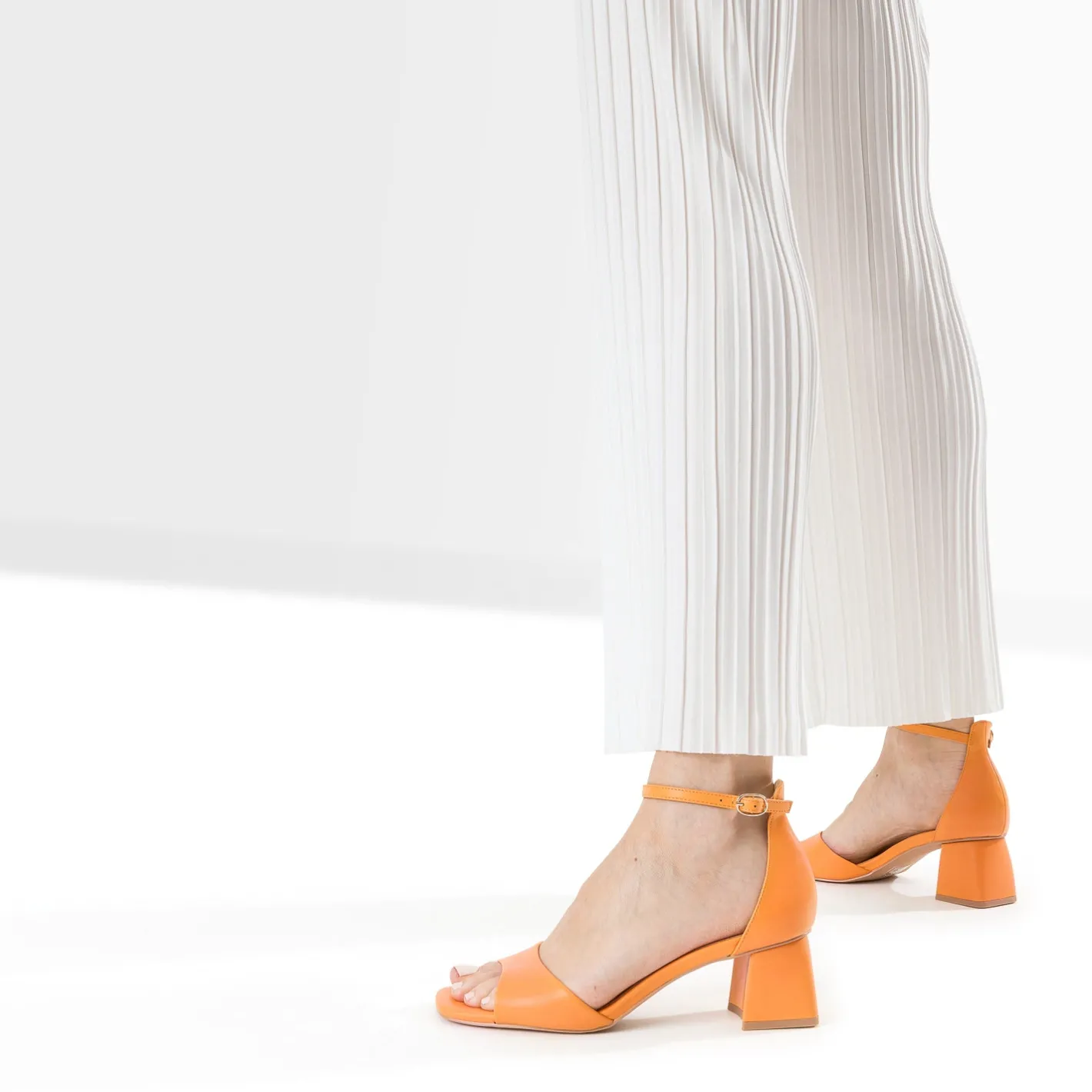 Sandale à talon flare^Eram