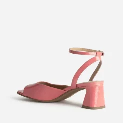 Sandale cuir verni décolleté carré^Eram Sale