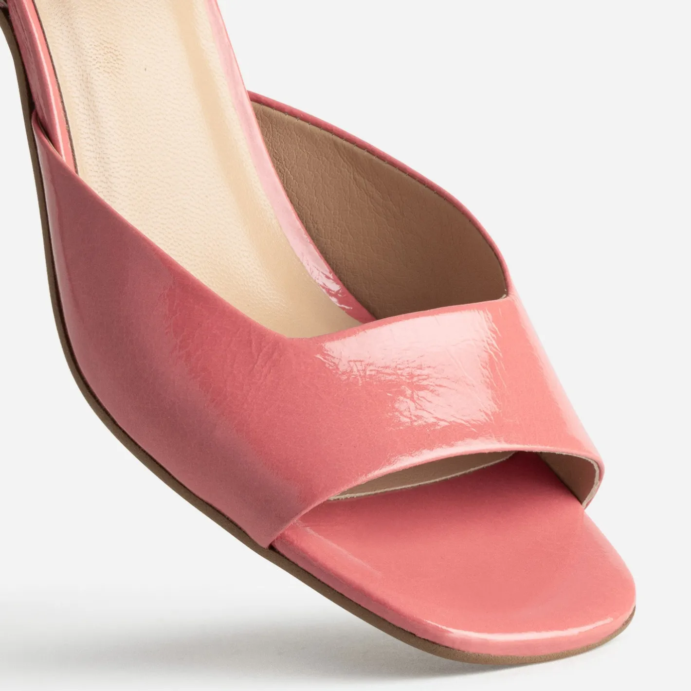 Sandale cuir verni décolleté carré^Eram Sale