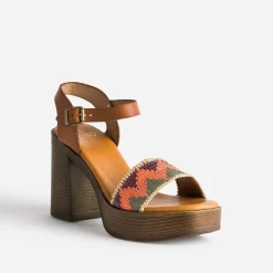 Sandale à talon et bride^Texto Sale