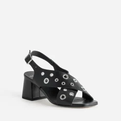 Sandale e cuir décor œillets^Texto