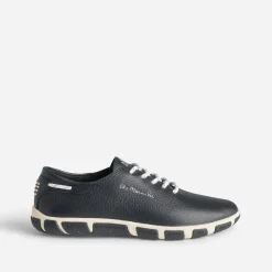 Tennis bleu en cuir à semelle bicolore^Tbs Sale
